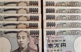 Đồng yen áp sát mức thấp kỷ lục do quan điểm thận trọng của BoJ