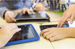 Trẻ tiếp xúc quá nhiều với thiết bị điện tử dễ bị lo âu