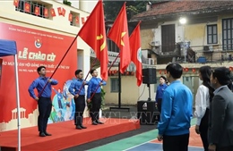 Tuổi trẻ cả nước đồng loạt chào cờ, hướng về Đại hội XIV của Đảng