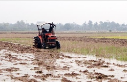 Khẩn trương hoàn thành lấy nước gieo cấy vụ Đông Xuân