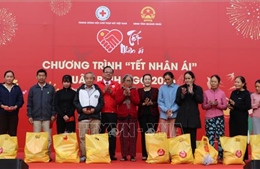 Tết nghĩa tình: Đồng hành cùng người nghèo và người lao động khó khăn