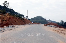 Phân luồng giao thông tạm trên cao tốc Hữu Nghị - Chi Lăng khi Quốc lộ 1 ùn tắc