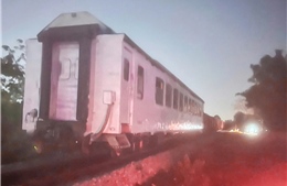 Cảnh báo nguy cơ tai nạn từ lối đi tự mở