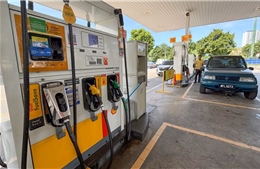 Chính phủ Malaysia cam kết duy trì trợ cấp giá xăng dầu