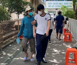 TP Hồ Chí Minh: F1 đã tiêm đủ liều vaccine hoặc từng mắc COVID-19 được đi làm, đi học