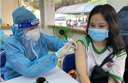 TP Hồ Chí Minh yêu cầu các địa phương mở thêm điểm tiêm vaccine cho trẻ em