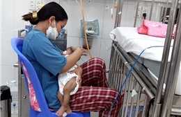 TP Hồ Chí Minh: Gia tăng trẻ nhập viện vì các bệnh đường hô hấp