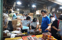 TP Hồ Chí Minh: Tăng cường kiểm soát, ngăn thực phẩm bẩn cuối năm 