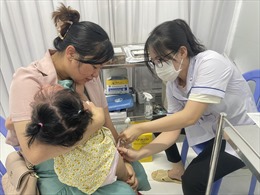 Thiếu vaccine, TP Hồ Chí Minh đứng trước nguy cơ bùng phát nhiều dịch bệnh