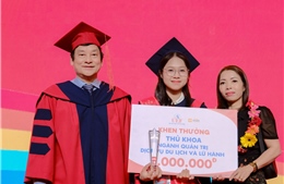 Trên 60% tân cử nhân UEF có việc làm trước khi nhận bằng tốt nghiệp