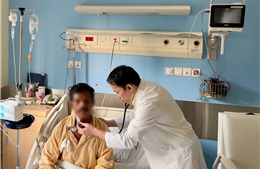 Nhồi máu cơ tim giữa biển, thợ điện người Ấn Độ được bác sĩ Việt Nam cấp cứu kịp thời 