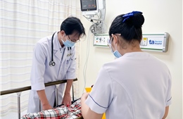 Thêm 11 trường hợp nghi ngộ độc nhập viên sau khi ăn bánh mì trên đường Nguyễn Thái Sơn