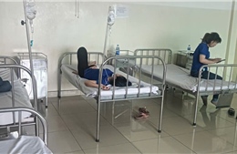 TP Hồ Chí Minh: 50 công nhân nhập viện sau bữa ăn trưa tại công ty
