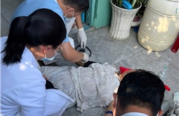 Người cao tuổi đối mặt nguy cơ biến chứng nặng sau té ngã