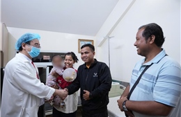 Điều trị thành công bệnh nhi Campuchia mắc đại trực tràng vô hạch bẩm sinh tại Việt Nam