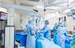 Trung tâm phẫu thuật robot tại TP Hồ Chi Minh tạo cơ hội cho bác sĩ Việt Nam tiếp cận công nghệ