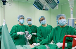 Bác sĩ chạy đua thời gian cứu bệnh nhân viêm ruột thừa mắc Thalassemia nặng