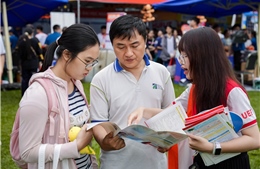 Tuyển sinh đại học 2026: Thêm nhiều trường công bố điểm sàn nhận hồ sơ xét tuyển