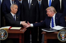 Thỏa thuận Trung Quốc mua thêm 200 tỉ USD hàng hóa Mỹ gặp hạn vì COVID-19