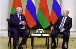 Tổng thống Lukashenko điện đàm khẩn với ông Putin bàn về bất ổn ở Belarus