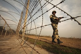 Video giao tranh ác liệt giữa binh sĩ Ấn Độ và Pakistan tại Kashmir