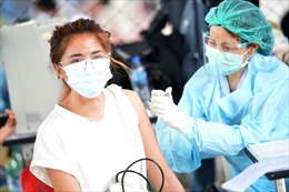 Quy định về vaccine nhập cảnh khoét sâu ngăn cách giữa Trung Quốc và phương Tây