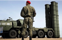 Nga thử hệ thống phòng thủ S-400 ở Crimea giữa căng thẳng với Ukraine, NATO