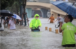 Lũ lụt nghiêm trọng đe dọa ‘lò’ sản xuất iPhone lớn nhất thế giới tại Trung Quốc