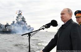 Tổng thống Putin ca ngợi vũ khí Nga, cảnh báo ‘đòn tấn công không thể chống đỡ’