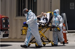 Mỹ đứng trước nguy cơ thêm 100.000 ca tử vong COVID-19 trong 3 tháng tới