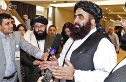 Ngoại trưởng Afghanistan kêu gọi thế giới giao thiệp với chính quyền Taliban