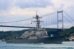 Hải quân Nga giám sát tàu khu trục Mỹ đi vào Biển Đen dự tập trận NATO