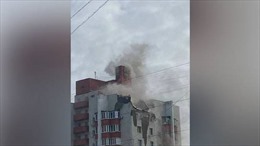 Nga nói Ukraine pháo kích tòa nhà thành phố gần biên giới