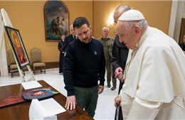 Bất ngờ có mặt tại Vatican, Tổng thống Ukraine từ chối đề nghị làm trung gian của Giáo hoàng