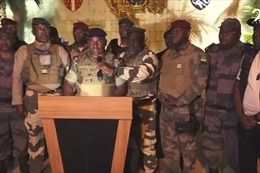 Một nhóm quân đội tuyên bố đã nắm quyền tại Gabon