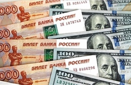 Giá trị đồng USD chạm mức thấp nhất trong hai năm so với đồng ruble của Nga