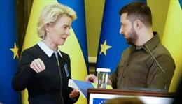 EU đề ra cho Ukraine ‘một loạt nhiệm vụ’ sau khi trao qui chế ứng cử viên