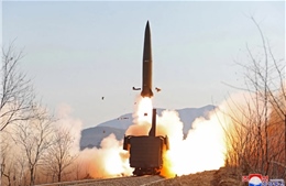 Thế giới tuần qua: Triều Tiên liên tiếp phóng tên lửa; bão lũ hoành hành nhiều nơi 