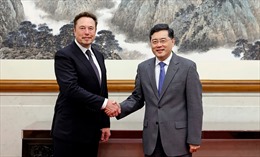 Thành công của Elon Musk trong &#39;điều hướng&#39; mối quan hệ với Mỹ và Trung Quốc