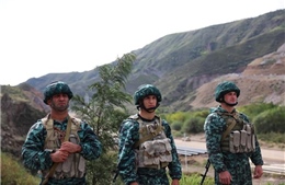 Azerbaijan cảnh báo phản ứng cứng rắn với việc Armenia triển khai quân tới biên giới