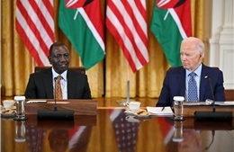 Nga và Mỹ giúp Kenya phát triển năng lượng hạt nhân