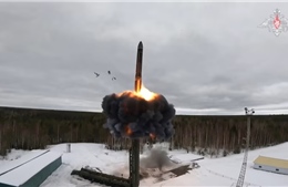 Liệu THAAD có thể đánh chặn tên lửa siêu vượt âm Oreshnik của Nga?