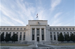 FED quyết định giữ nguyên lãi suất
