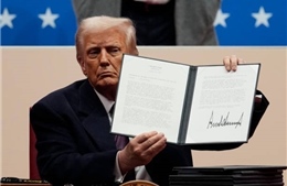 Tổng thống Mỹ Donald Trump vấp phải trở ngại pháp lý đầu tiên