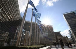 Vì sao trí tuệ nhân tạo đang trở thành cơn ác mộng của EU?