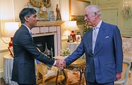 Anh: Vua Charles III tiếp kiến Thủ tướng Rishi Sunak lần đầu sau khi chẩn đoán mắc ung thư