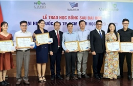 Novaland trao tặng 31 học bổng cho học viên, nghiên cứu sinh ĐHQG TP.Hồ Chí Minh