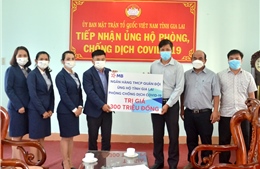 MBBank- Chi nhánh Gia Lai ủng hộ 300 triệu đồng phòng, chống dịch COVID-19
