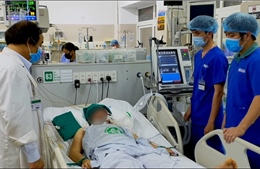 Bệnh viện Bạch Mai cứu sống nhiều bệnh nhân nặng chuyển đến trước khi có lệnh phong toả
