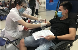 Máu hiến từ người đã tiêm vaccine rất tốt để điều trị cho bệnh nhân COVID-19